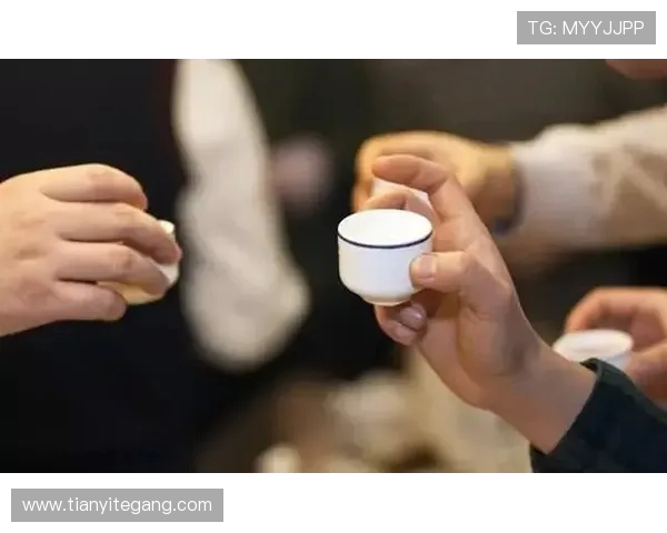 FPX快攻策略分析：成败得失背后的深层原因与启示